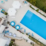 Almare 4* קרוטונה