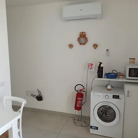 Almare 4* קרוטונה