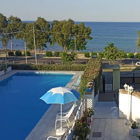 Almare 4*