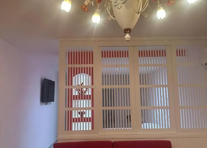 Almare Bed & Breakfast 4*